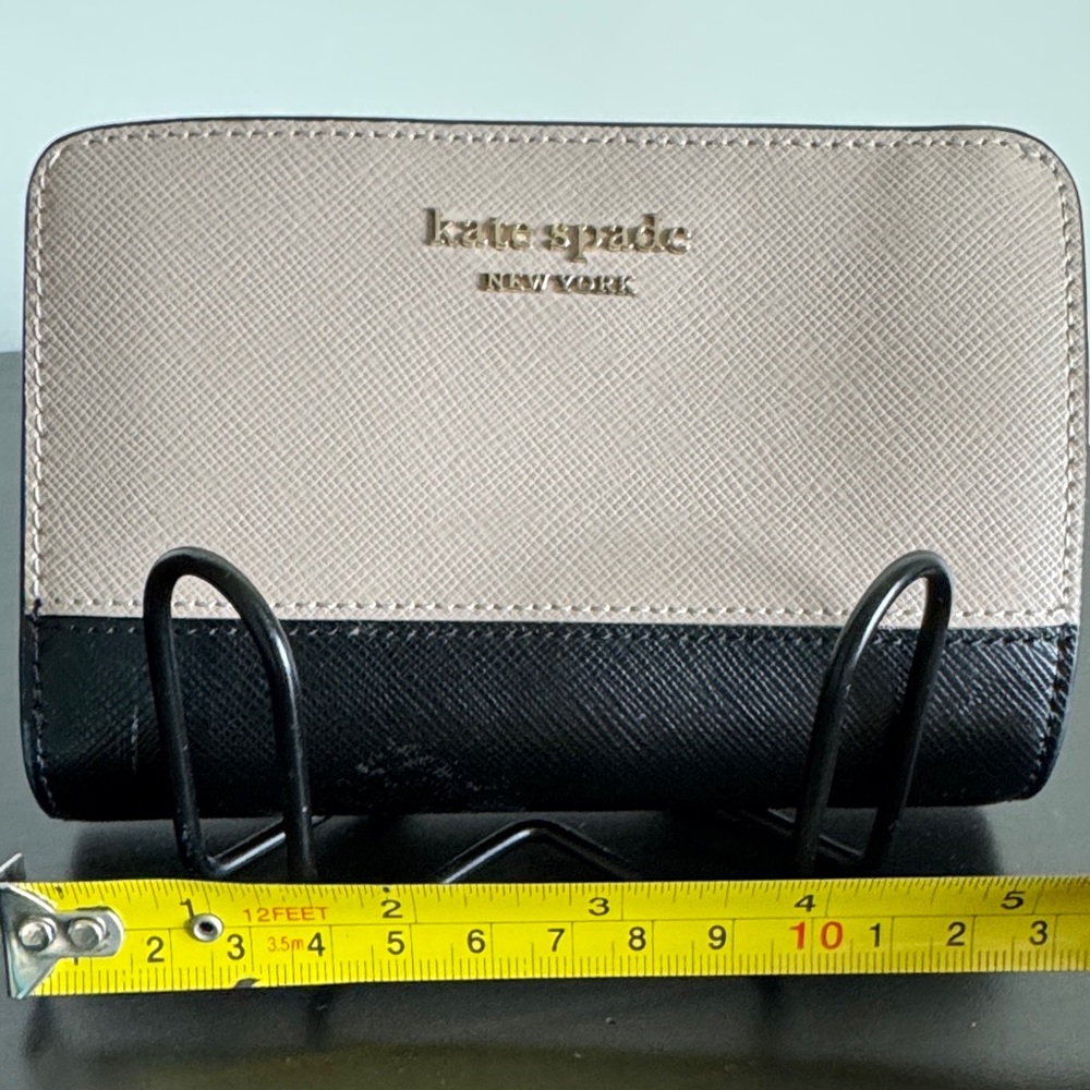 Kate Spade Two-Tone Black and Tan Wallet (NWOT) - Picture 11 of 13